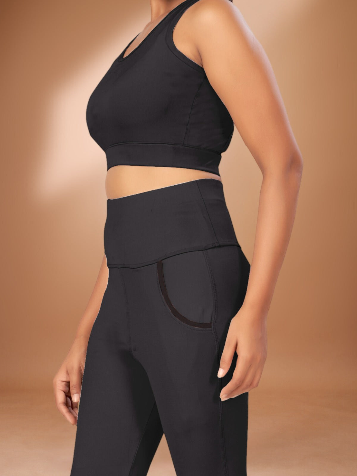 Deep Pocket Black Tight Legging For Women